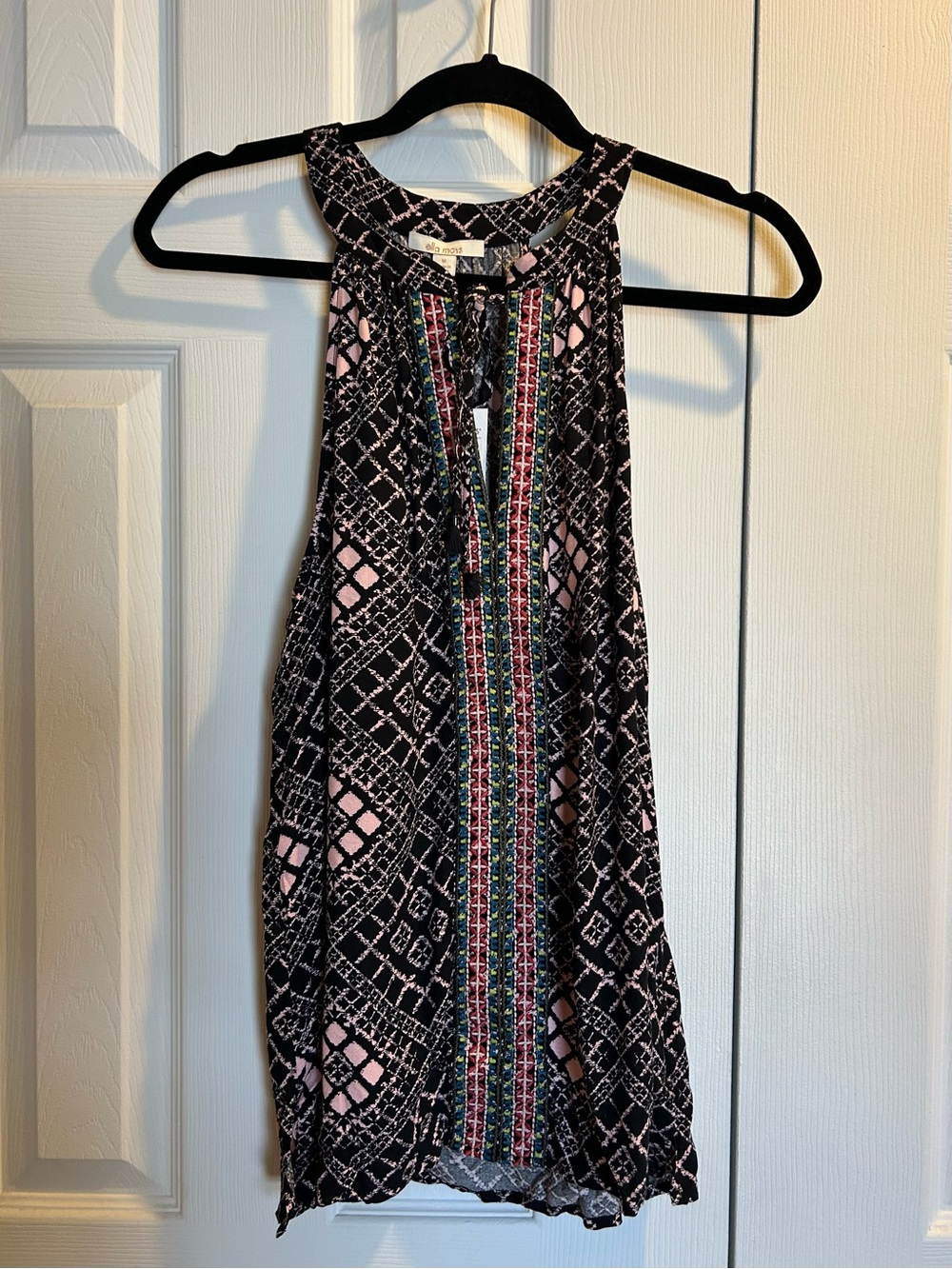NWT Ella Moss Printed Halter Top in Black & Pink with Embroidered detail - Med